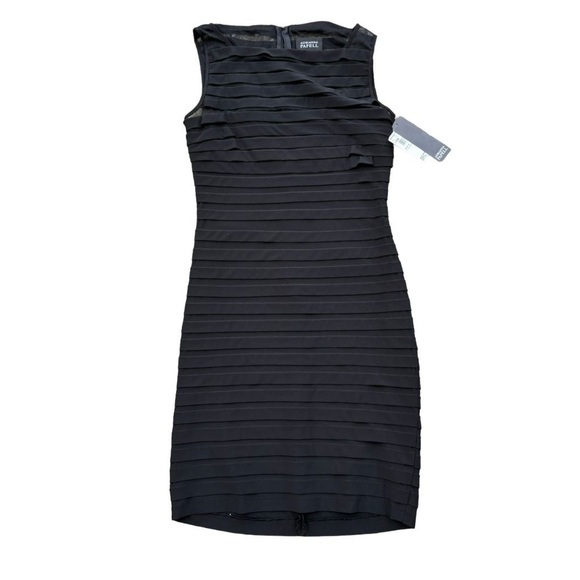 Adrianna Papell Dresses & Skirts - Adrianna Papell Sheath Cocktail Dress Black Knee Length Size 4 NWT